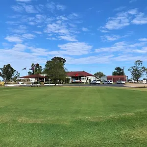 White Gums Motor Chinchilla