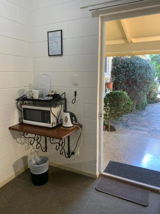 Kookaburra Motel Yungaburra Australia