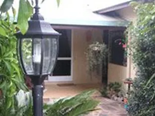 ***  Kookaburra Motel Yungaburra Australia